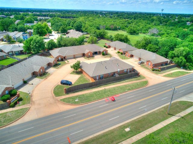 231 N Kelly Avenue, Edmond, OK 73003