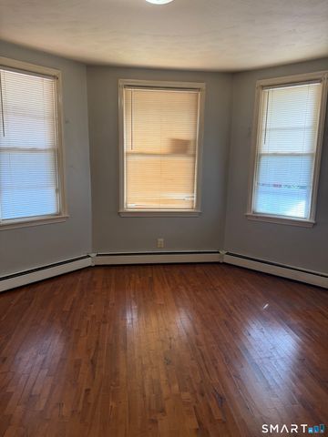 123 Putnam Street 1st Floor, Hartford, CT 06106