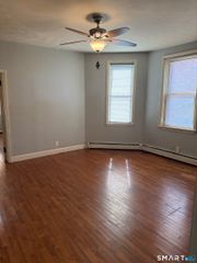 123 Putnam Street 1st Floor, Hartford, CT 06106