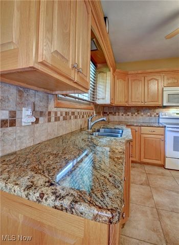 7155 Drake State Line Road, Burghill, OH 44404