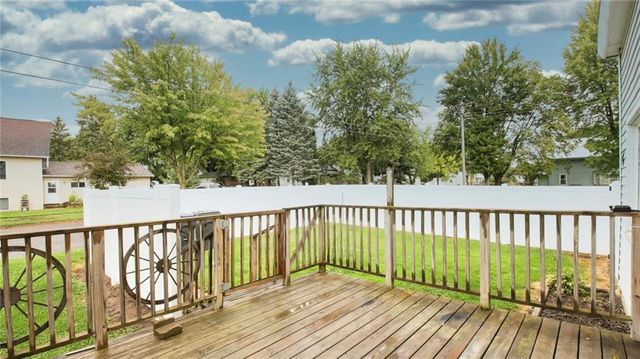 312 3rd Street, Abbotsford, WI 54405