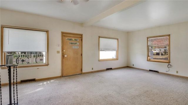 312 3rd Street, Abbotsford, WI 54405