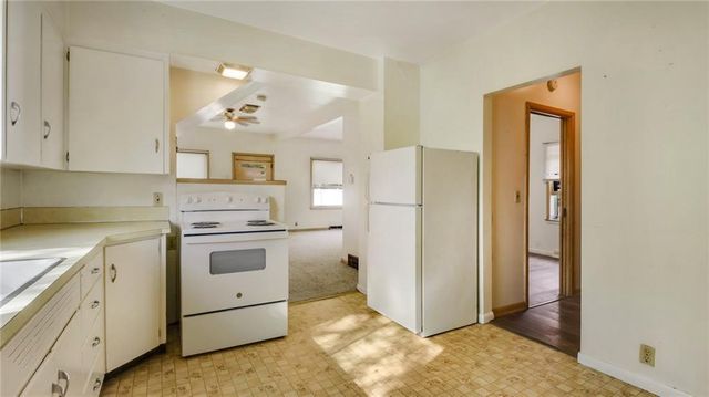 312 3rd Street, Abbotsford, WI 54405