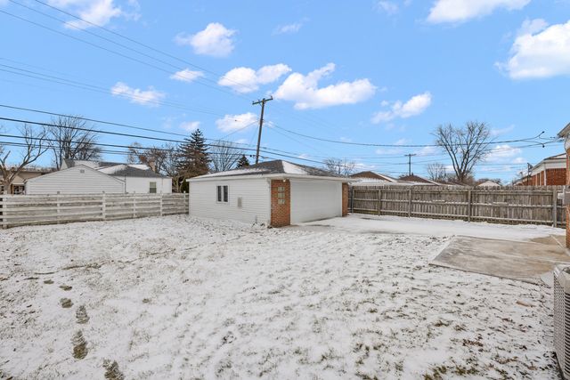 23029 Beverly Street, Saint Clair Shores City, MI 48082