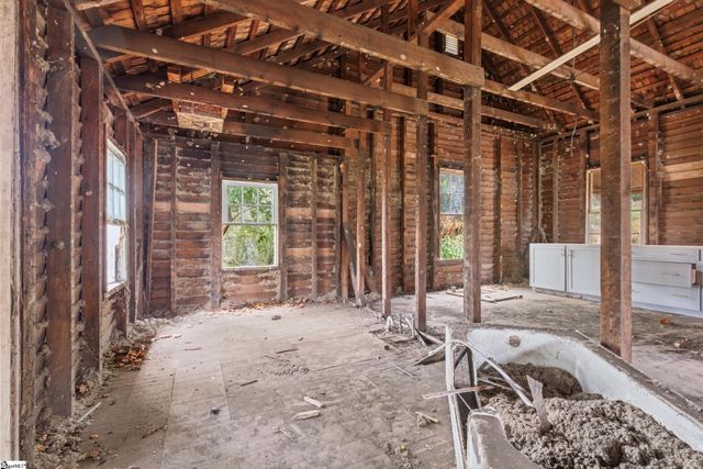 14 Blake Street, Pelzer, SC 29669