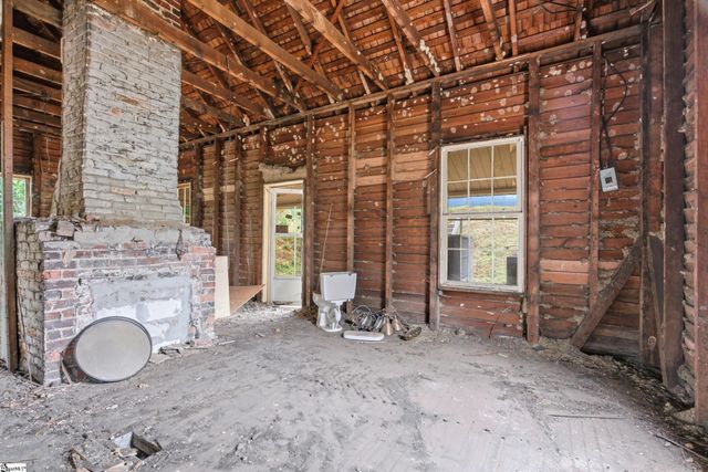 14 Blake Street, Pelzer, SC 29669