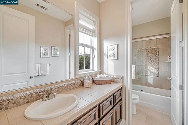 120 120 Tamarind Ln, Danville, CA 94526