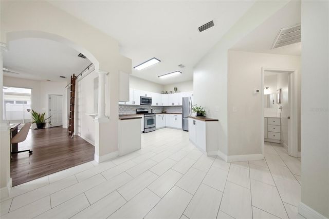 1902 ECHO POND PLACE, Wesley Chapel, FL 33543