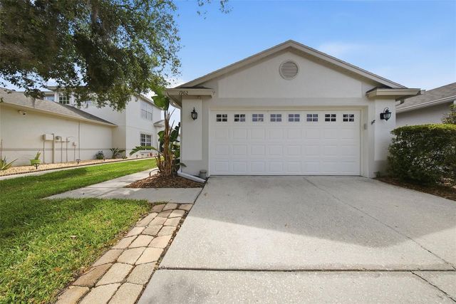 1902 ECHO POND PLACE, Wesley Chapel, FL 33543