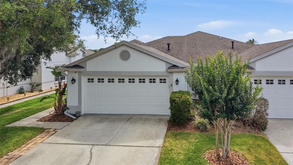 1902 ECHO POND PLACE, Wesley Chapel, FL 33543