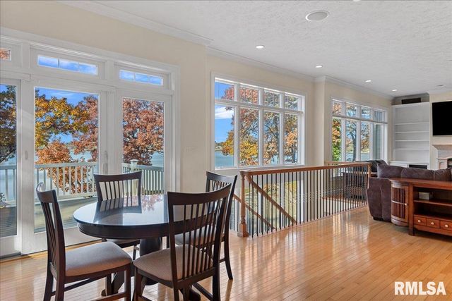 25 OAK LANE, Springfield, IL 62712