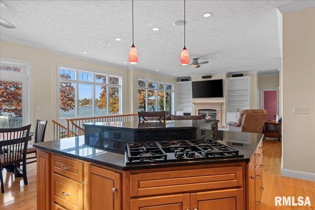 25 OAK LANE, Springfield, IL 62712