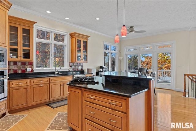 25 OAK LANE, Springfield, IL 62712