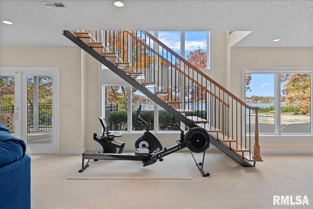 25 OAK LANE, Springfield, IL 62712