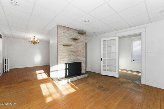 148 N Pine Avenue, Albany, NY 12203