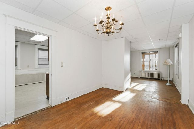 148 N Pine Avenue, Albany, NY 12203