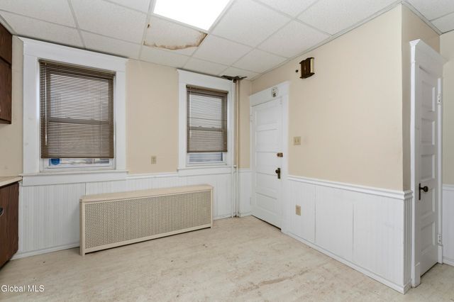 148 N Pine Avenue, Albany, NY 12203