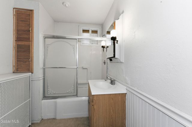 148 N Pine Avenue, Albany, NY 12203