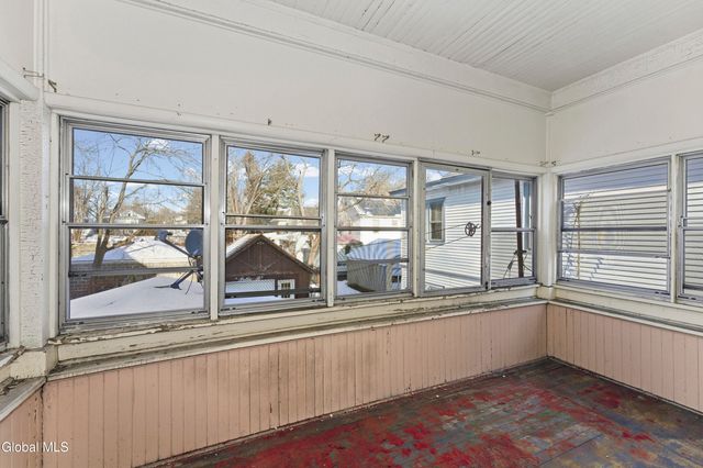 148 N Pine Avenue, Albany, NY 12203