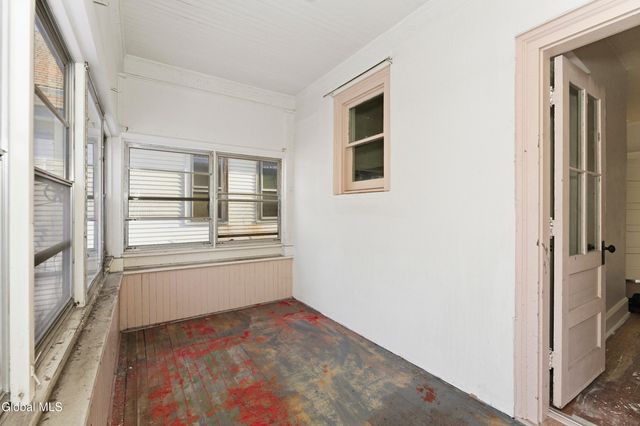 148 N Pine Avenue, Albany, NY 12203