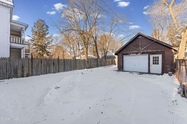 148 N Pine Avenue, Albany, NY 12203