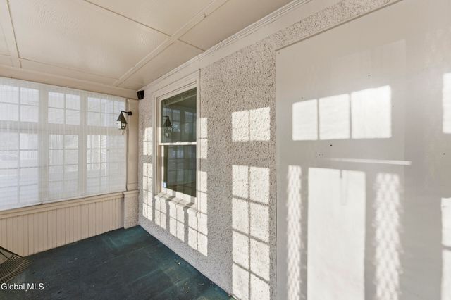 148 N Pine Avenue, Albany, NY 12203