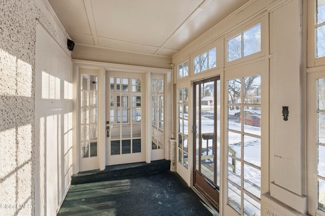 148 N Pine Avenue, Albany, NY 12203