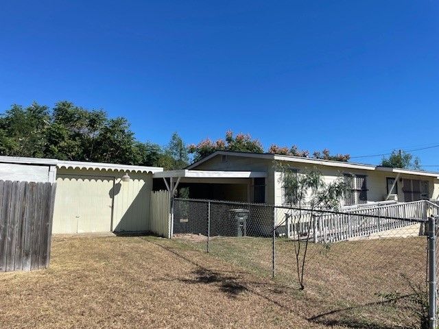 3530 Carrolleton St, Corpus Christi, TX 78411