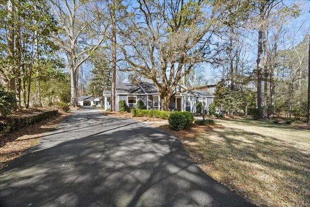 1548 N 7th Ave., Laurel, MS 39440