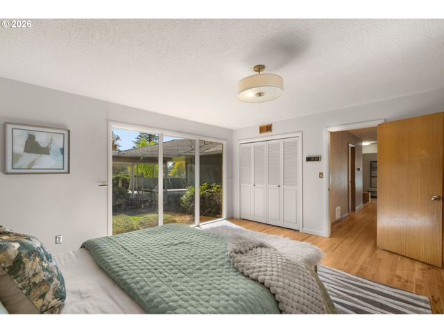 1930 Se RISLEY Ave, Milwaukie, OR 97267
