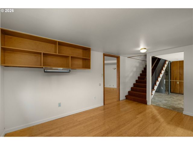 1930 Se RISLEY Ave, Milwaukie, OR 97267