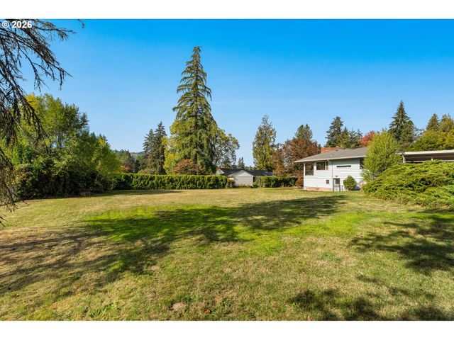 1930 Se RISLEY Ave, Milwaukie, OR 97267