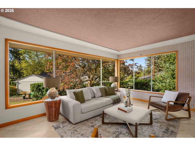 1930 Se RISLEY Ave, Milwaukie, OR 97267
