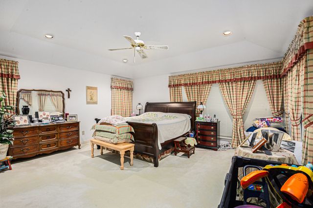 3805 Snow Creek Drive, Fort Worth, TX 76008