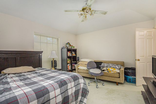 3805 Snow Creek Drive, Fort Worth, TX 76008