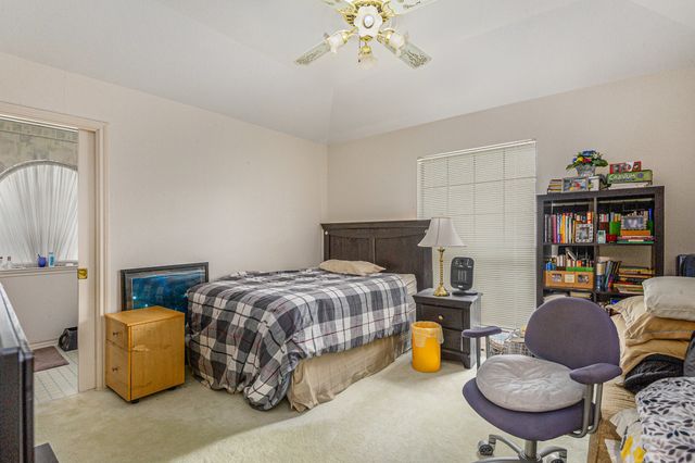 3805 Snow Creek Drive, Fort Worth, TX 76008