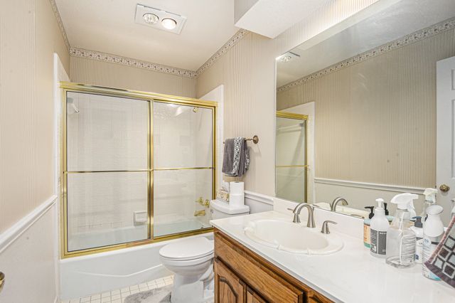 3805 Snow Creek Drive, Fort Worth, TX 76008