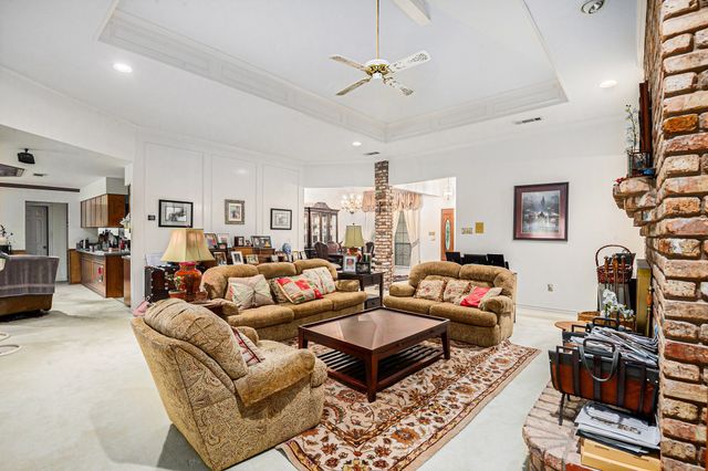 3805 Snow Creek Drive, Fort Worth, TX 76008