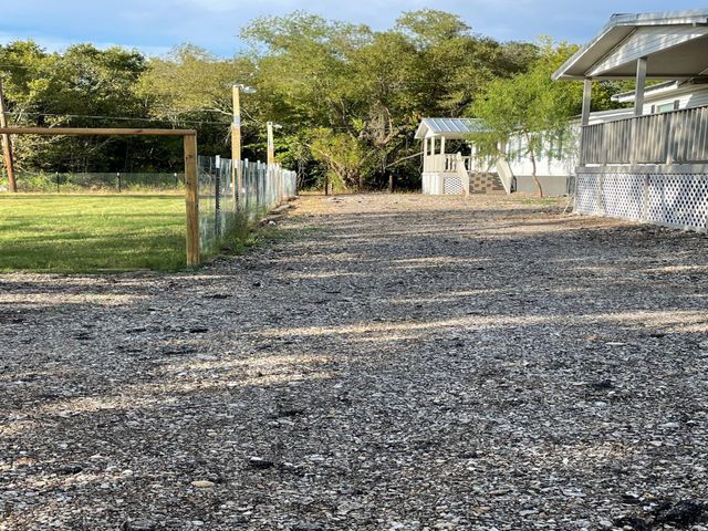 4915 Apache Ln Lane 2, Crosby, TX 77532