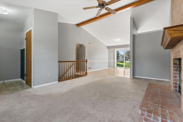 W162N10591 Auburn LANE, Germantown, WI 53022