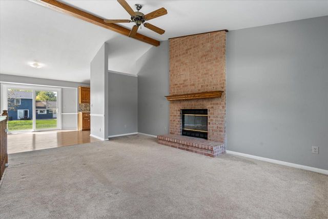 W162N10591 Auburn LANE, Germantown, WI 53022