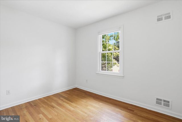18 BENTANA WAY, Rockville, MD 20850