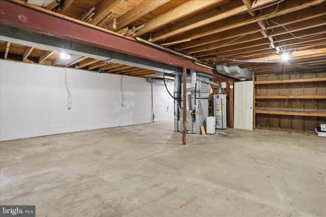 18 BENTANA WAY, Rockville, MD 20850