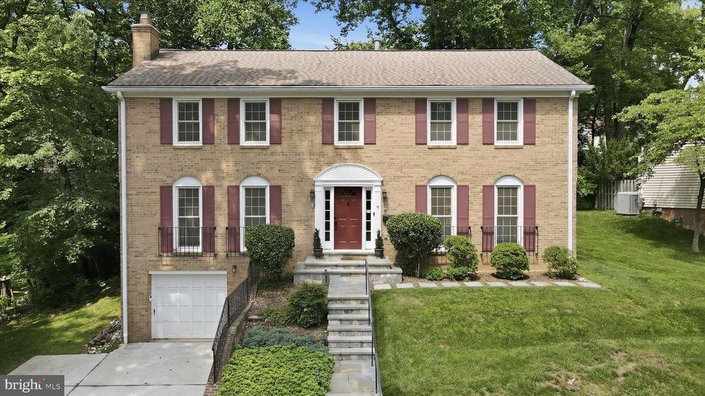 Image 1 of property listing at 18 BENTANA WAY, Rockville, MD 20850
