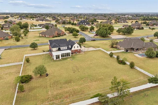 2513 NW 177th Street, Edmond, OK 73012