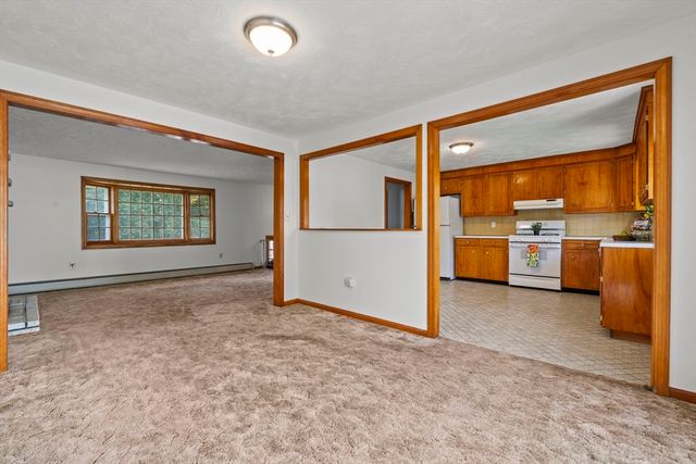 8 Main St, Wilmington, MA 01887