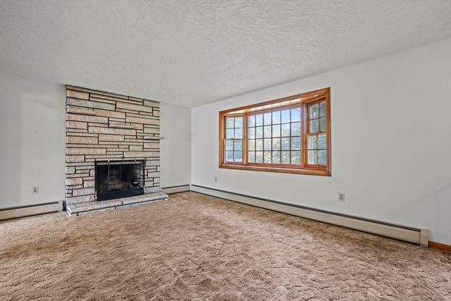 8 Main St, Wilmington, MA 01887