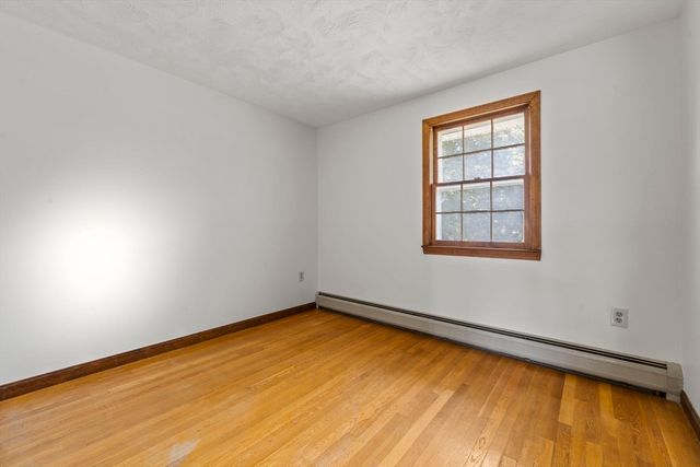 8 Main St, Wilmington, MA 01887
