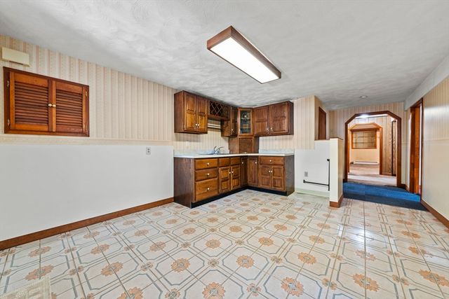 8 Main St, Wilmington, MA 01887