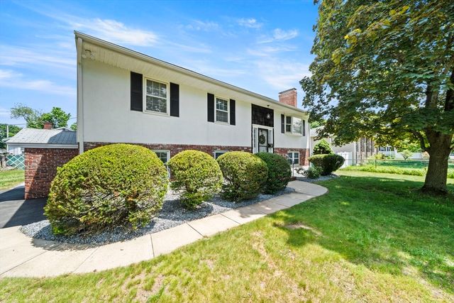 8 Main St, Wilmington, MA 01887